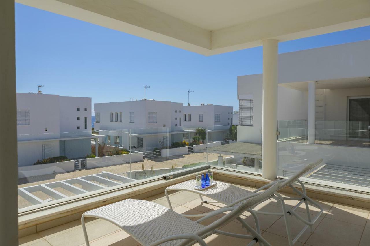 פרוטאראס Oceania Villa מראה חיצוני תמונה